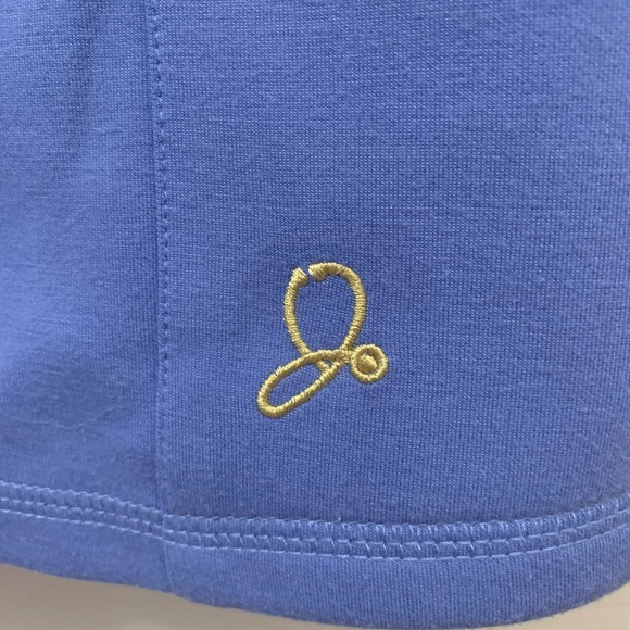 Jaanuu scrub top - Picture 3 of 3